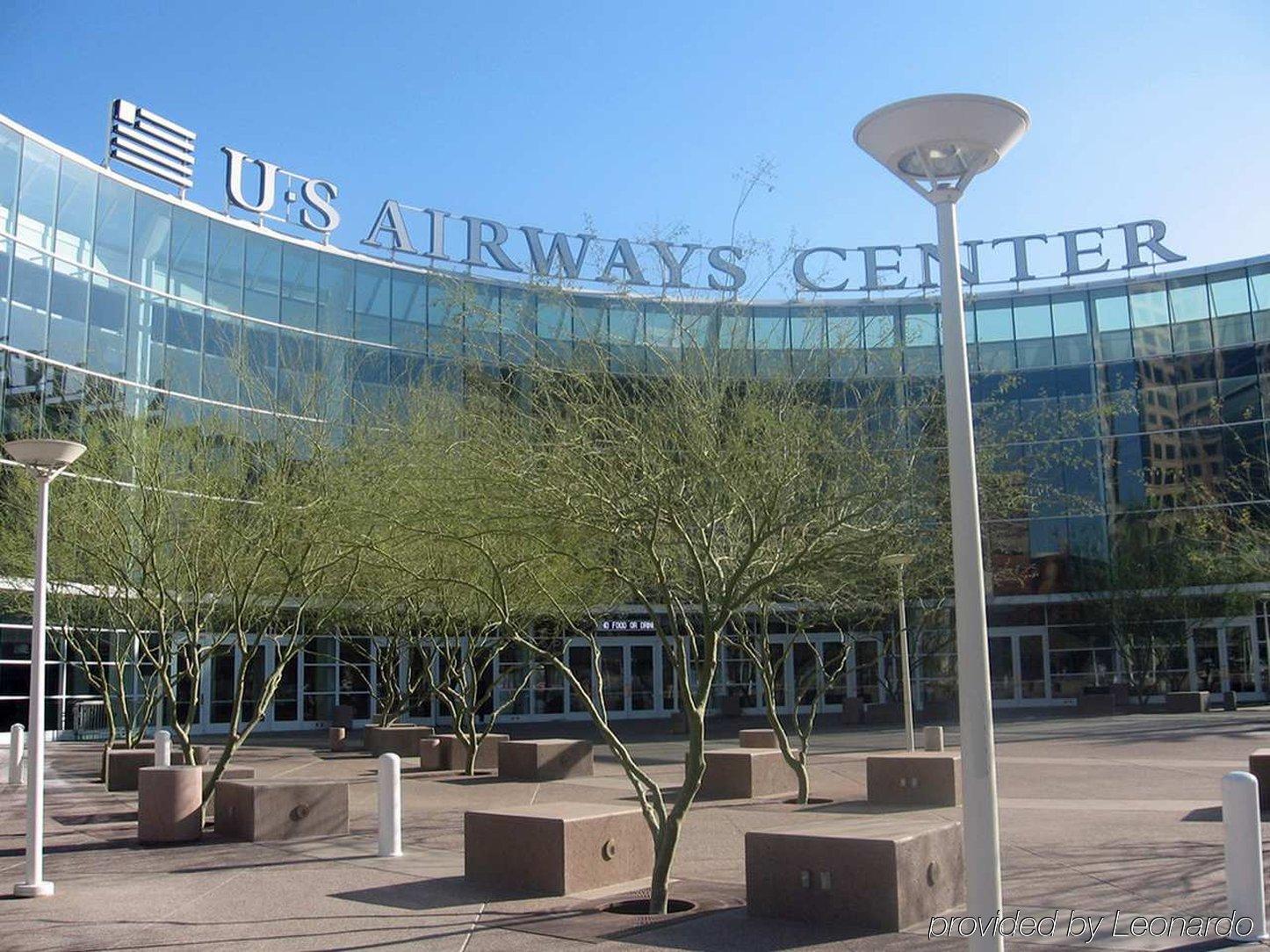 Hilton Garden Inn Phoenix Midtown Exterior photo